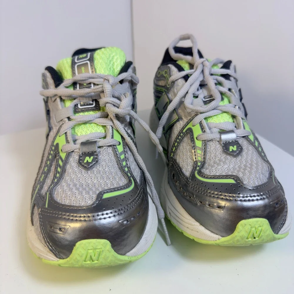 New Balance 1906R Boys 5.5 Silver Lime Green Metallic Running Shoes GC1906CQ